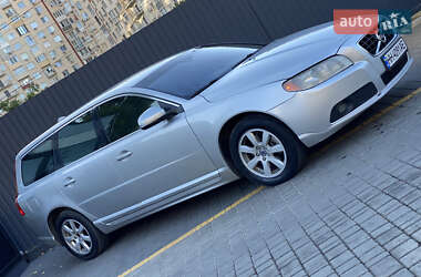 Универсал Volvo V70 2013 в 