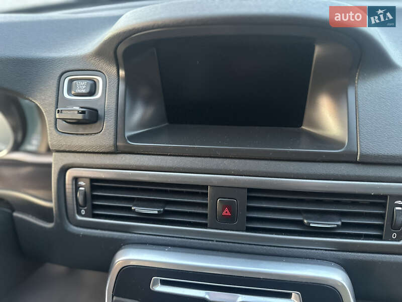 Универсал Volvo V70 2016 в Ивано-Франковске фото 32 Универсал Volvo V70 2016 в Ивано-Франковске