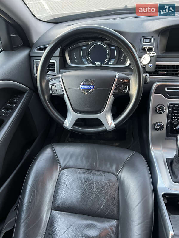 Универсал Volvo V70 2013 в Луцке фото 23 Универсал Volvo V70 2013 в Луцке
