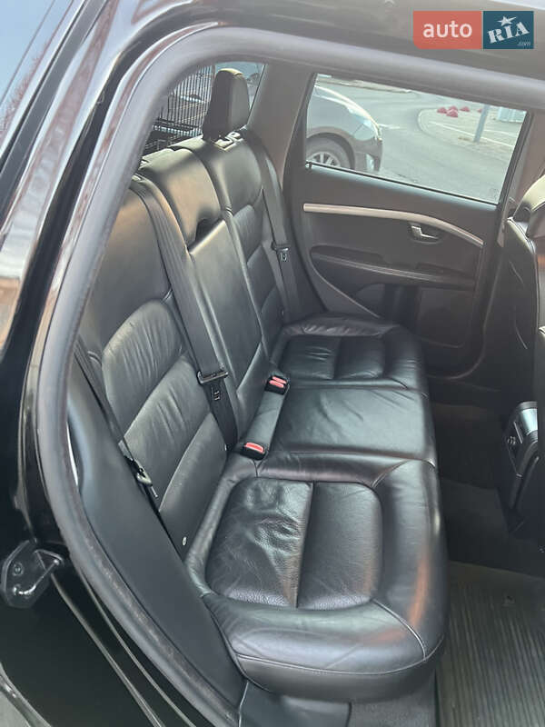 Универсал Volvo V70 2013 в Луцке фото 32 Универсал Volvo V70 2013 в Луцке