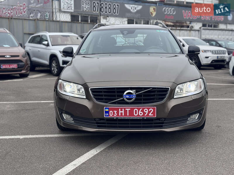 Універсал Volvo V70 2015 в Києві