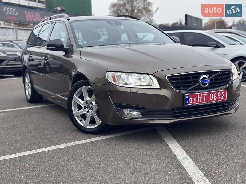 Універсал Volvo V70 2015 в Києві