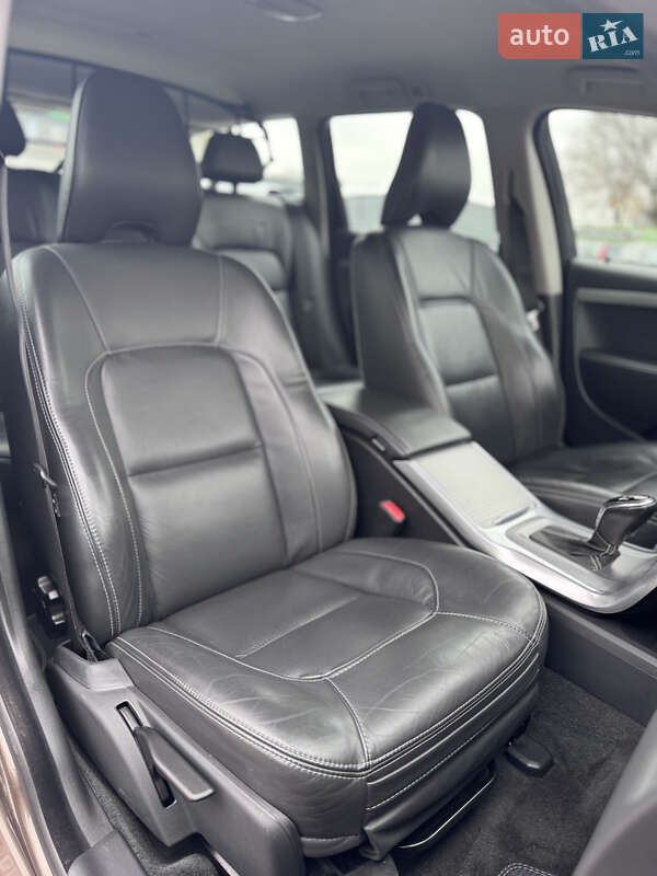 Універсал Volvo V70 2015 в Києві