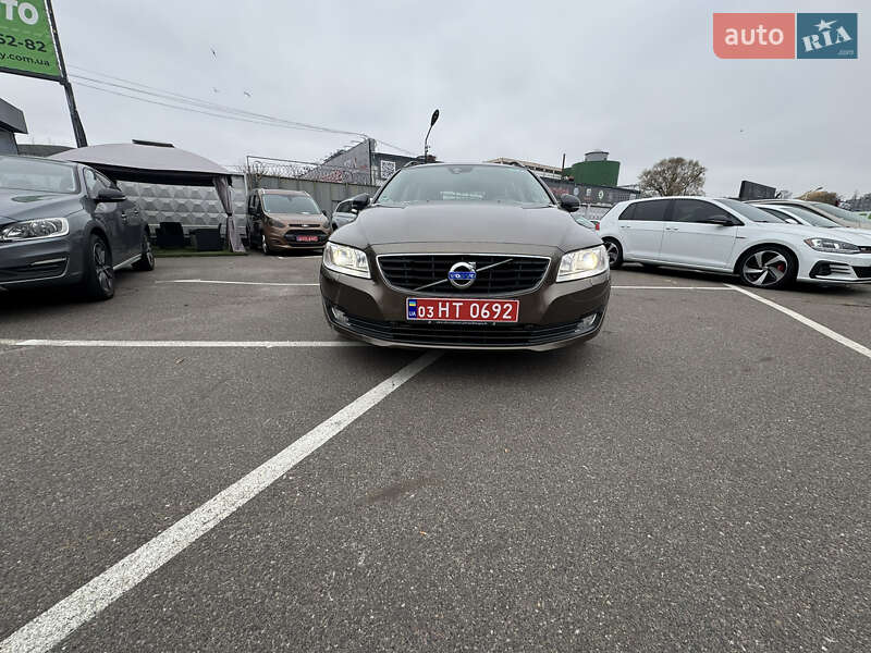 Універсал Volvo V70 2015 в Києві