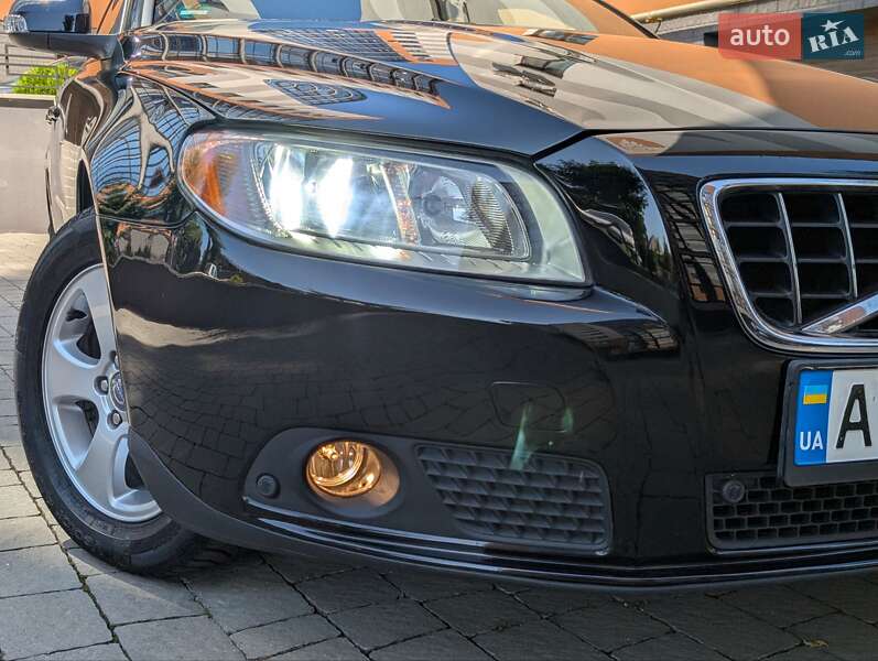 Універсал Volvo V70 2010 в Івано-Франківську фото 3 Універсал Volvo V70 2010 в Івано-Франківську