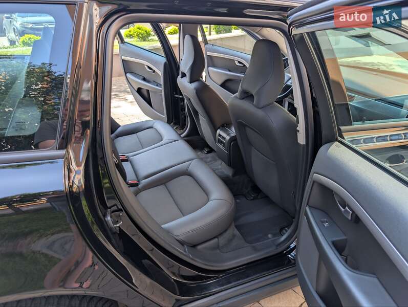 Універсал Volvo V70 2010 в Івано-Франківську фото 43 Універсал Volvo V70 2010 в Івано-Франківську