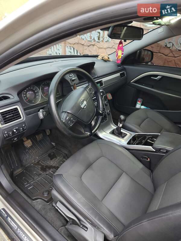 Универсал Volvo V70 2012 в Луцке фото 9 Универсал Volvo V70 2012 в Луцке