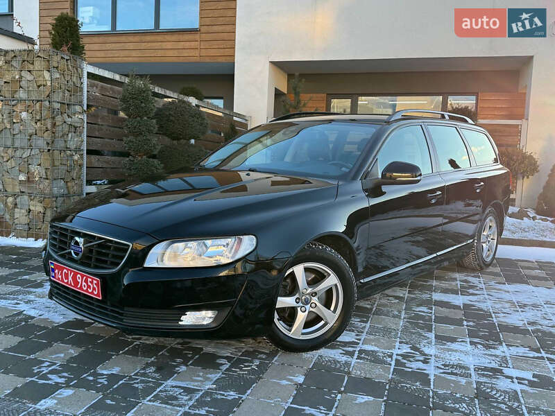 Volvo V70 2015