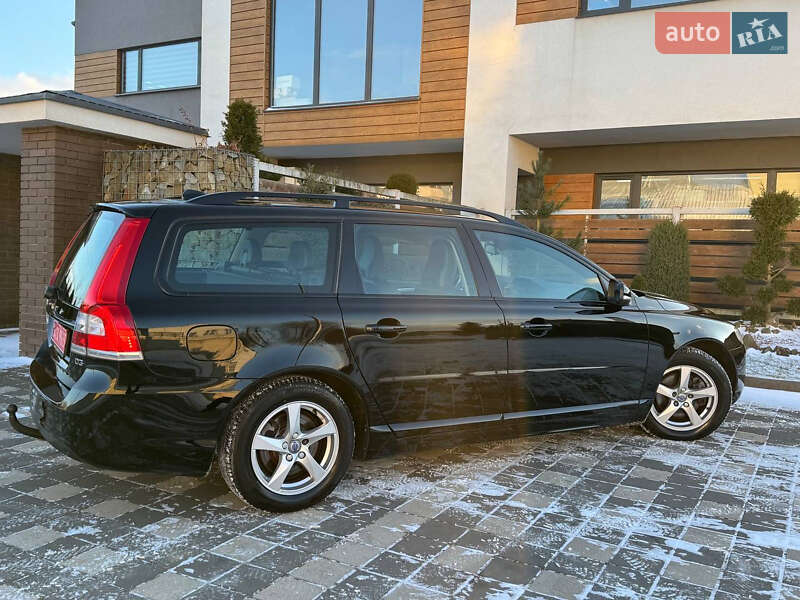 Универсал Volvo V70 2015 в Стрые
