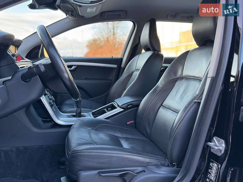 Универсал Volvo V70 2015 в Стрые