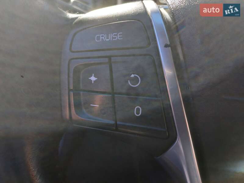 Универсал Volvo V70 2016 в Бродах фото 39 Универсал Volvo V70 2016 в Бродах