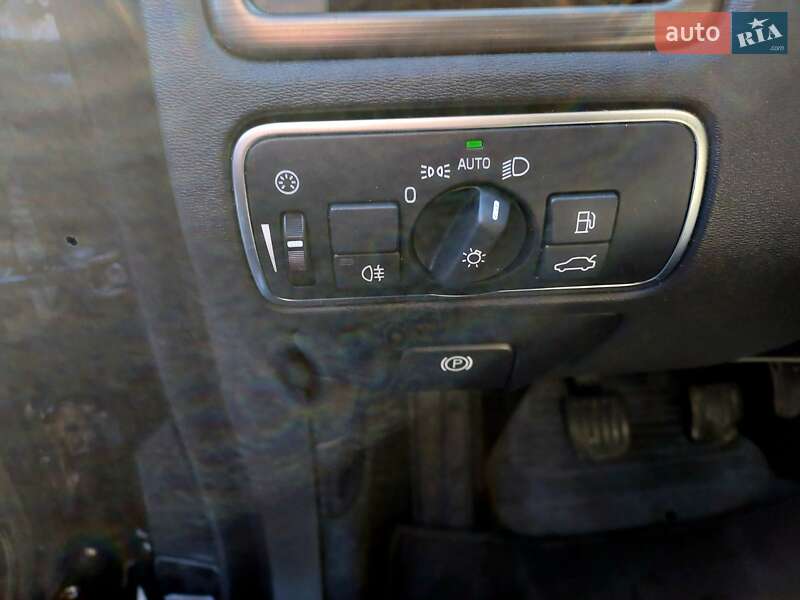 Универсал Volvo V70 2016 в Бродах фото 37 Универсал Volvo V70 2016 в Бродах