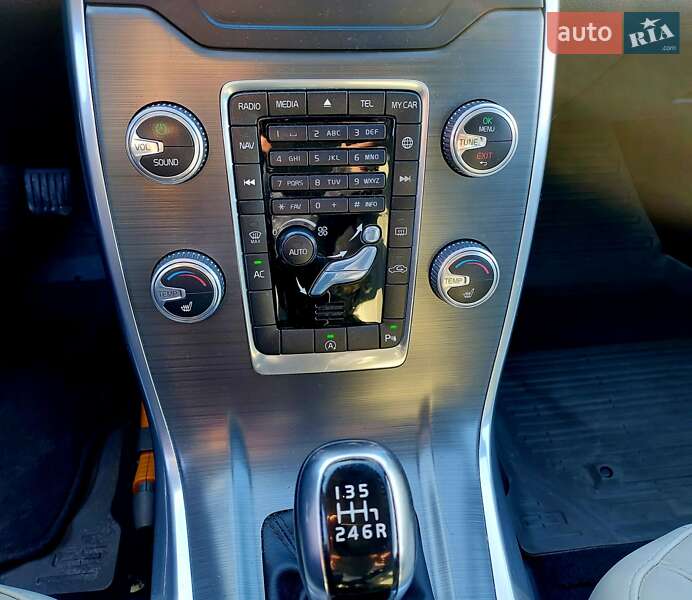 Универсал Volvo V70 2016 в Бродах фото 54 Универсал Volvo V70 2016 в Бродах