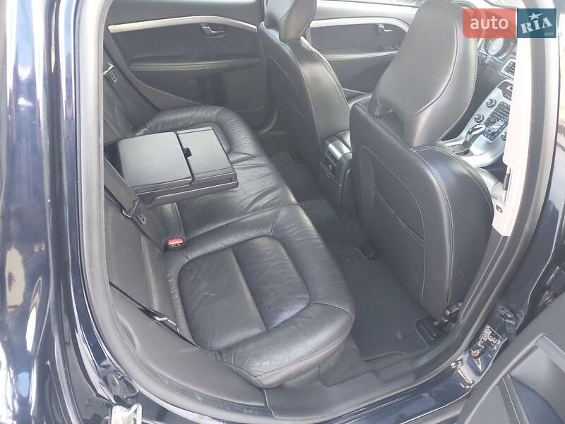Универсал Volvo V70 2015 в Бродах фото 47 Универсал Volvo V70 2015 в Бродах