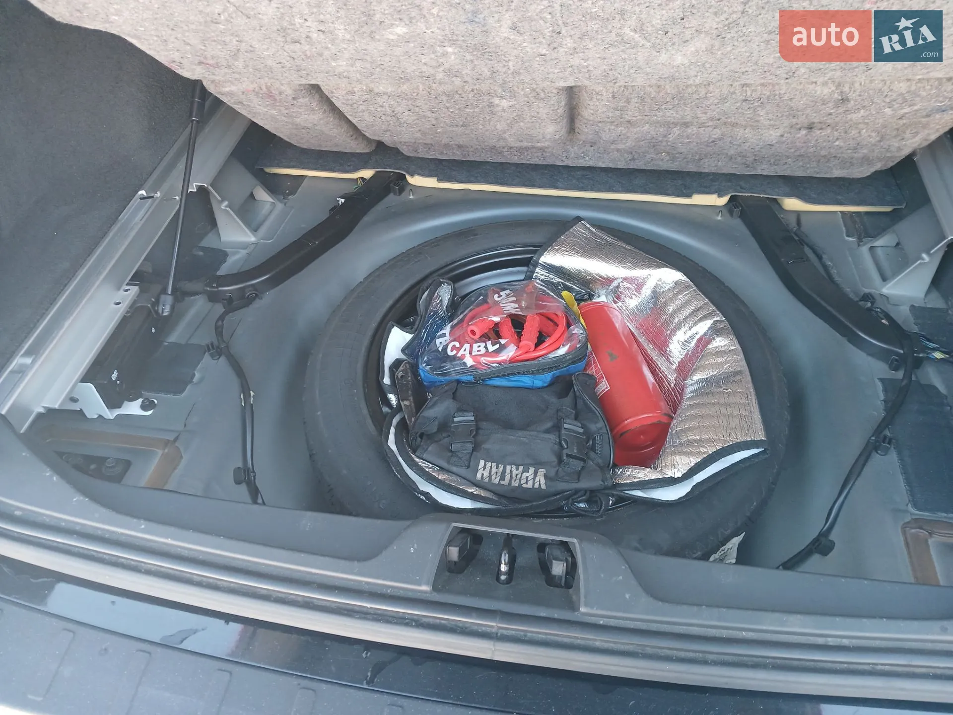 2011 Volvo V70 - мініатюра 16