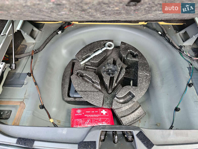 Универсал Volvo V70 2012 в Киеве фото 14 Универсал Volvo V70 2012 в Киеве