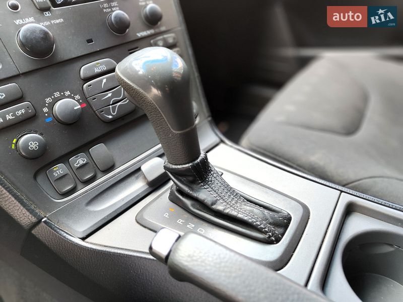 Универсал Volvo V70 2002 в Киеве