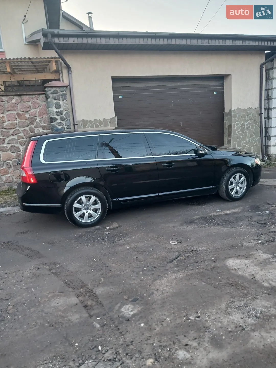 2011 Volvo V70 - мініатюра 2