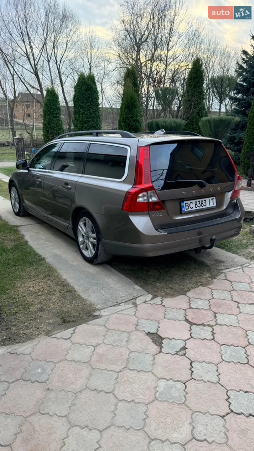 2010 Volvo V70 - мініатюра 2
