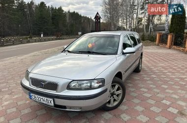 Універсал Volvo V70 2000 в Городні