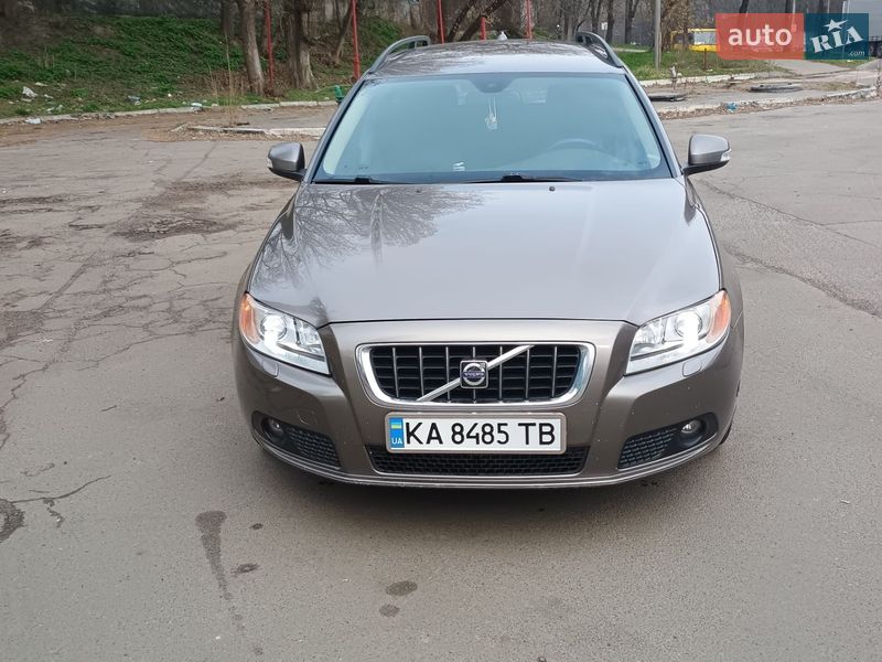 Універсал Volvo V70 2008 в Києві