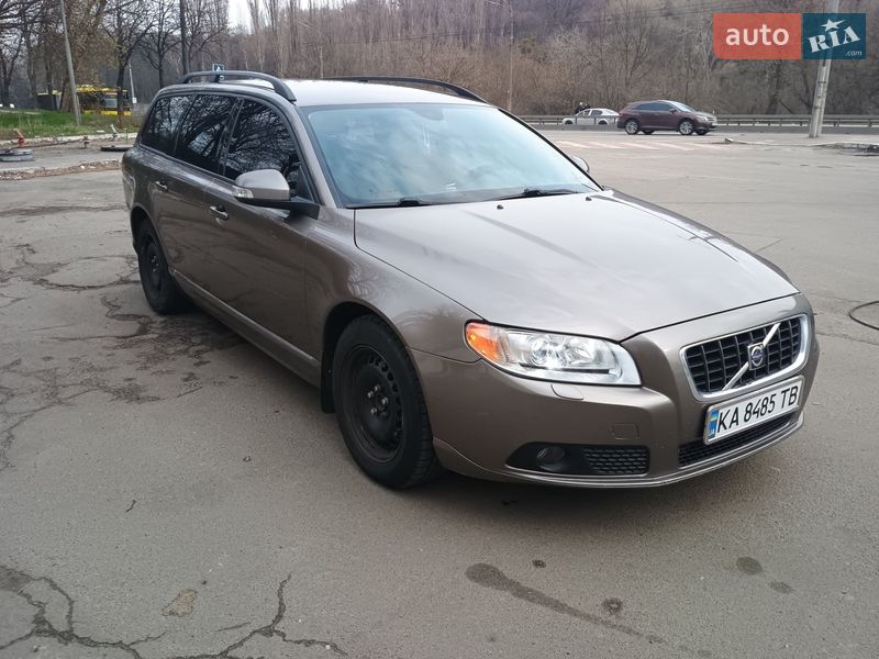 Універсал Volvo V70 2008 в Києві