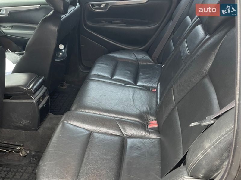 Универсал Volvo V70 2004 в Киеве
