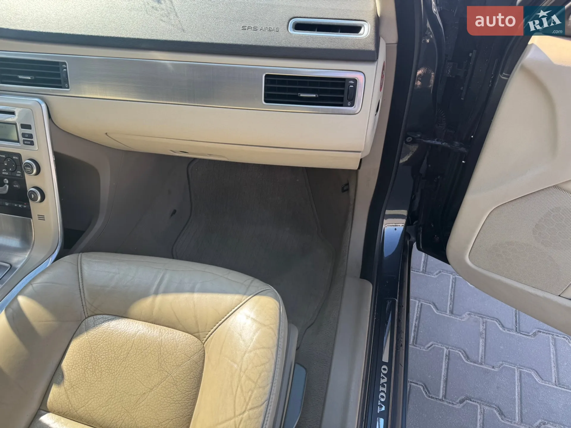 2011 Volvo V70 - мініатюра 17