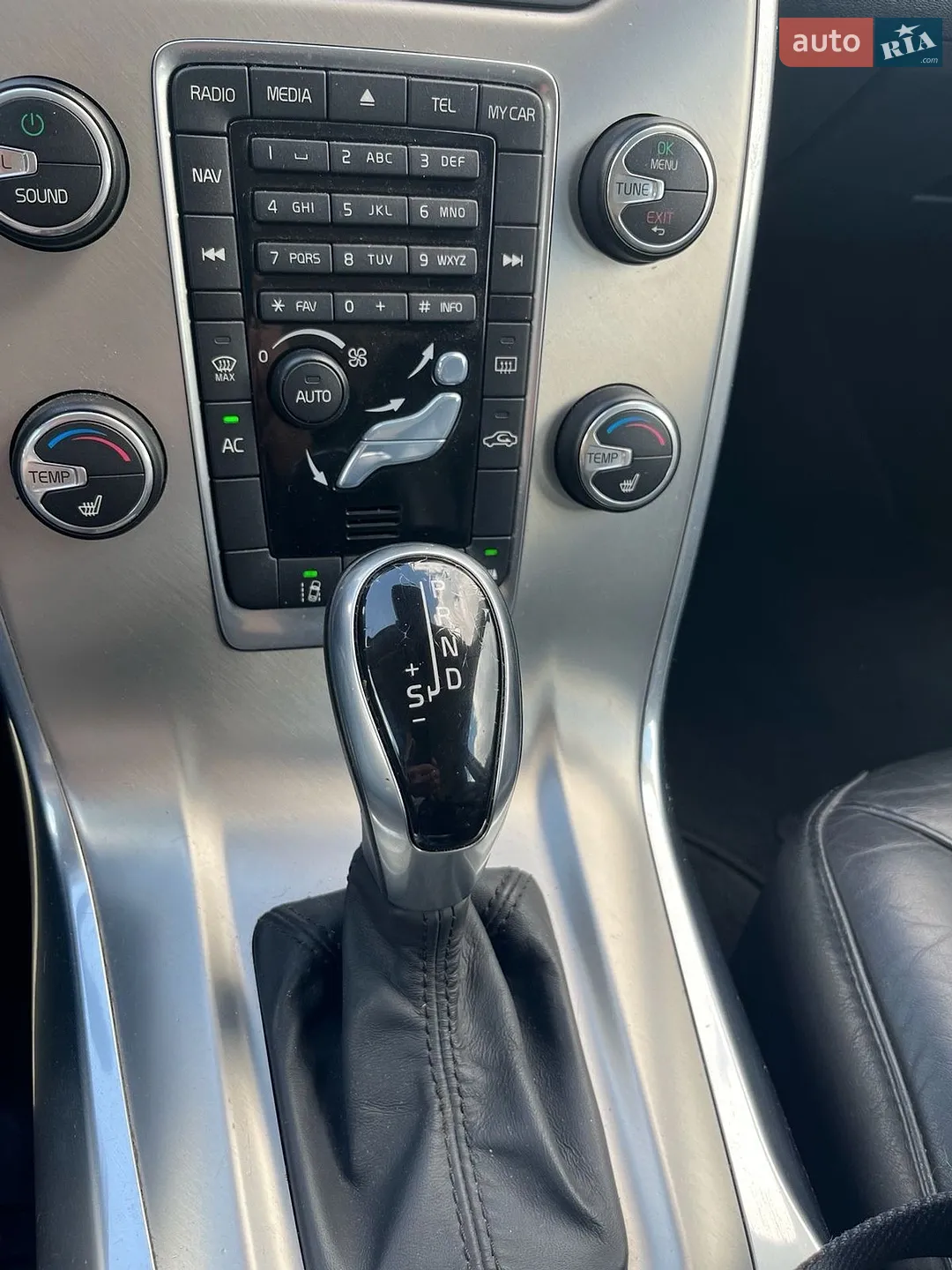 2014 Volvo V70 - мініатюра 14