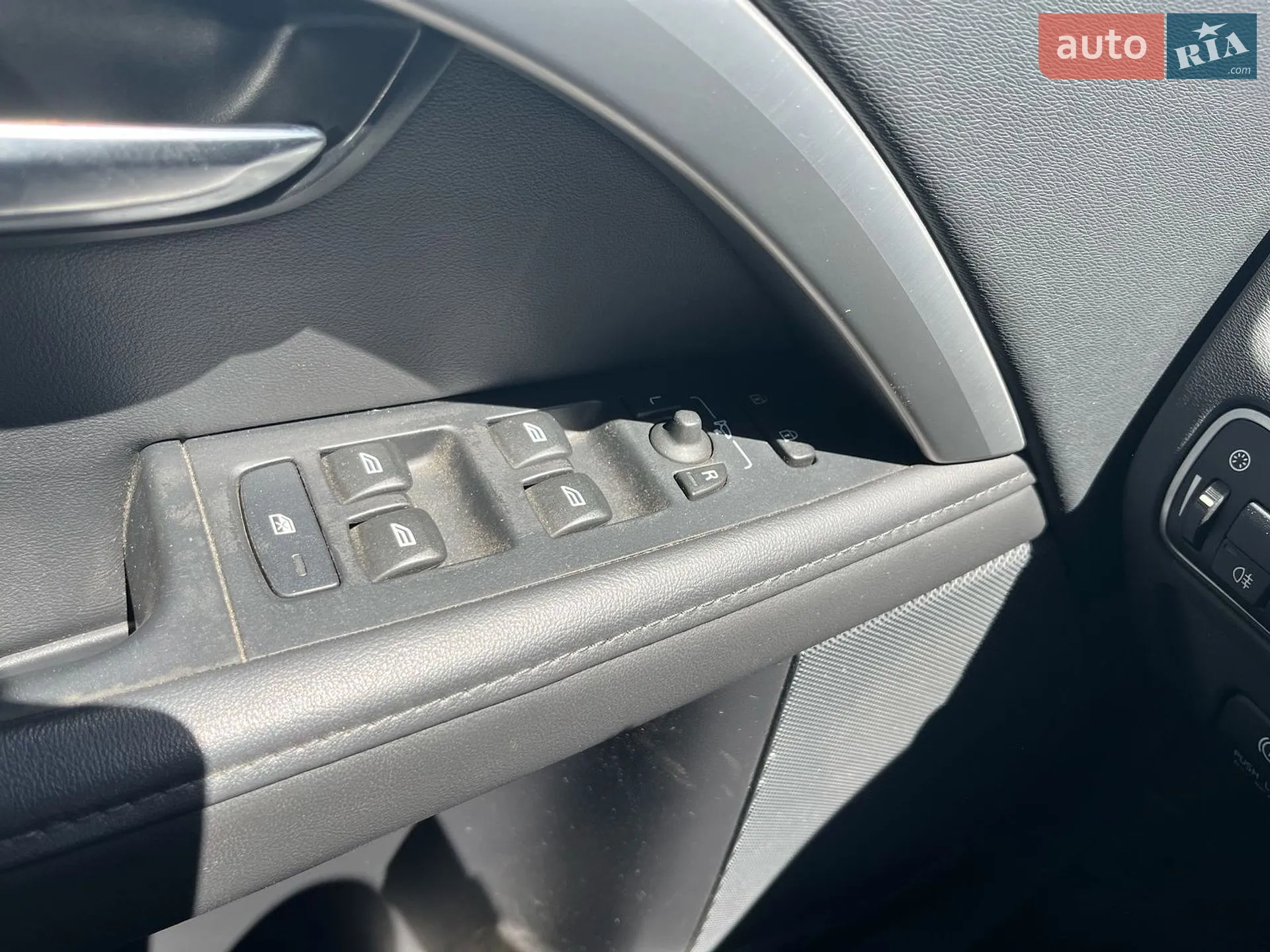 2014 Volvo V70 - мініатюра 16