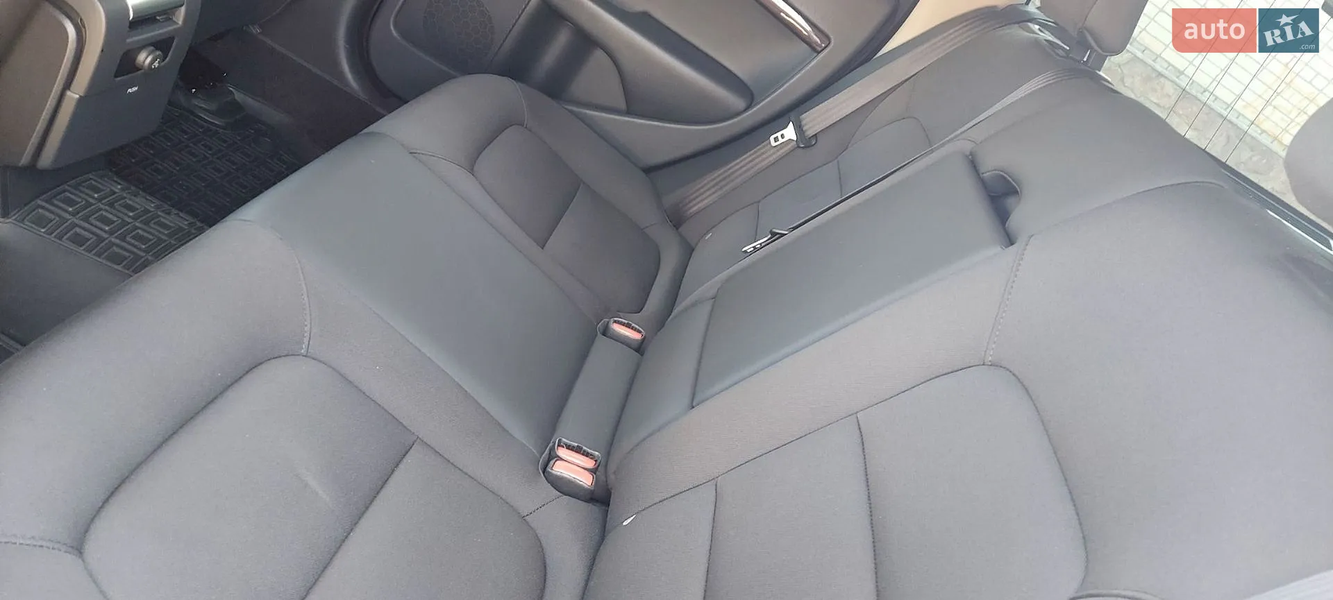 2011 Volvo V70 - мініатюра 12