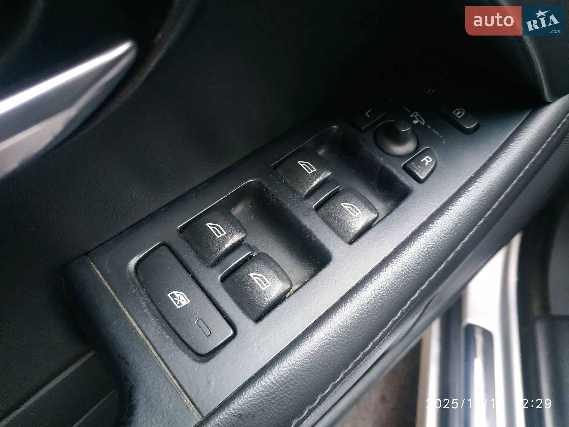 2013 Volvo V70 - мініатюра 136