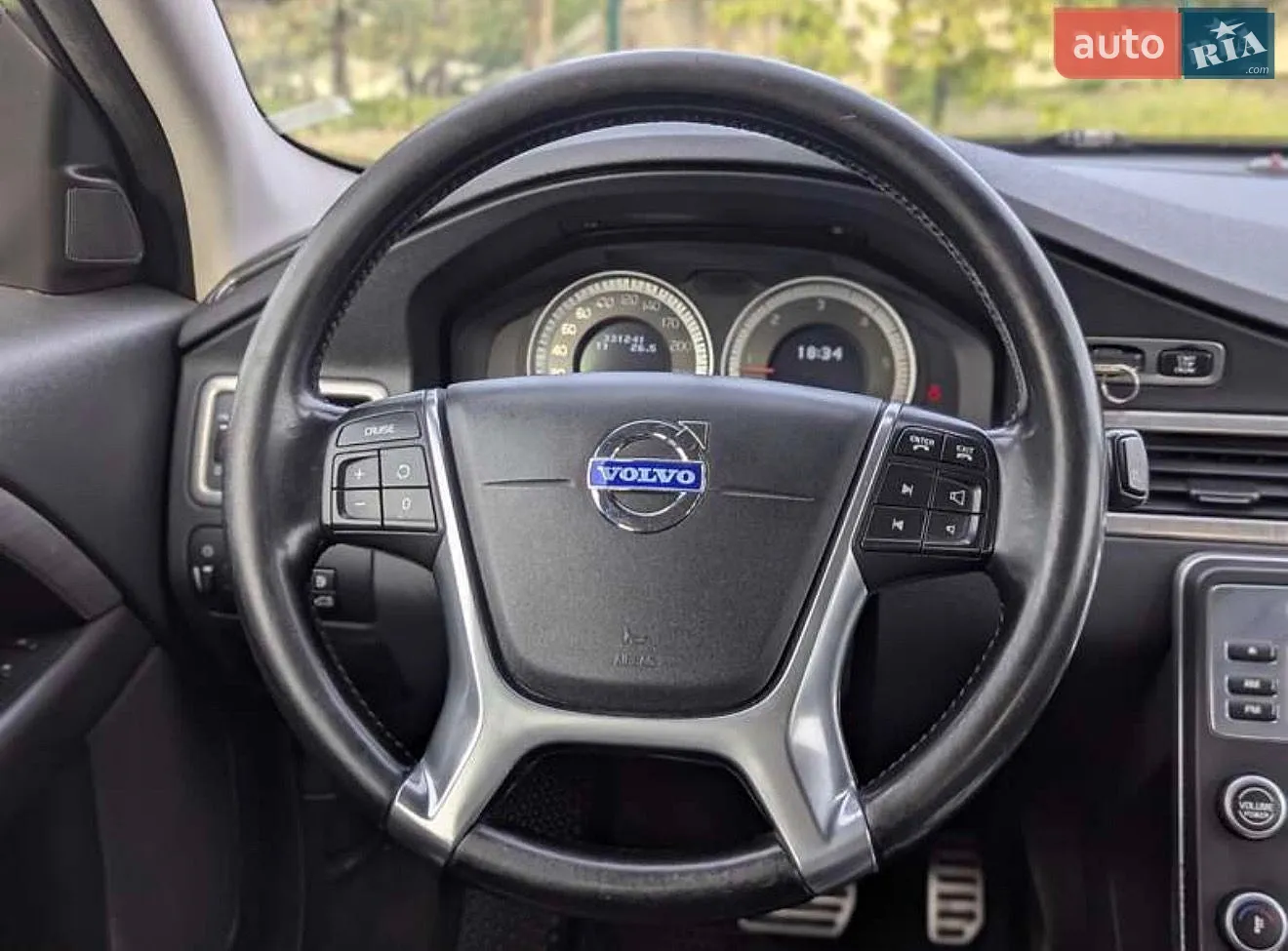 2011 Volvo V70 - мініатюра 7