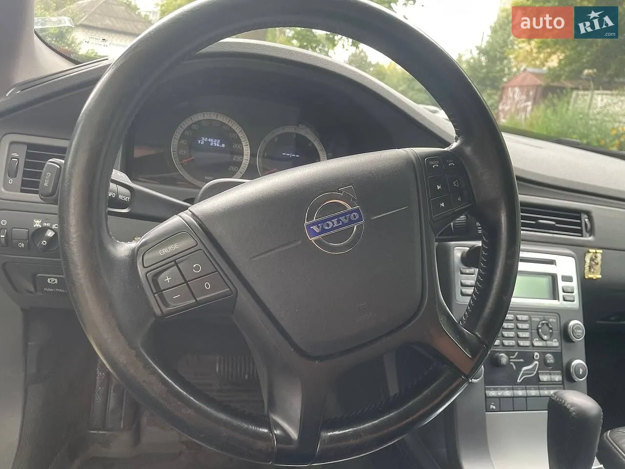 2010 Volvo V70 - мініатюра 9