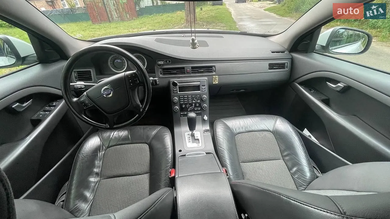 2010 Volvo V70 - мініатюра 10