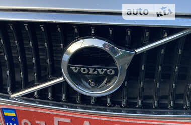 Универсал Volvo V90 Cross Country 2017 в Киеве