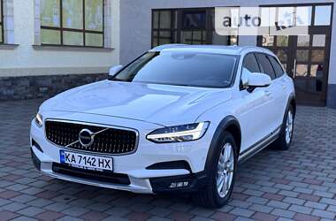 Универсал Volvo V90 Cross Country 2017 в Иршаве