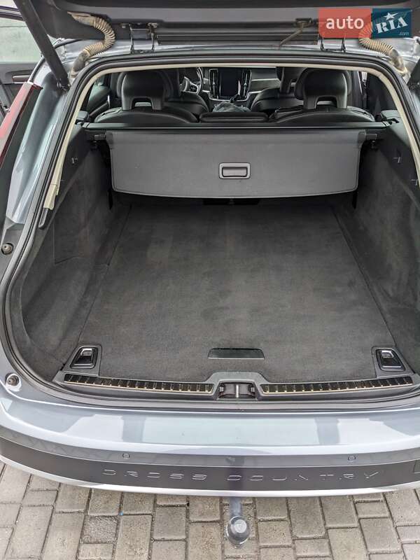 Універсал Volvo V90 Cross Country 2017 в Рівному фото 33 Універсал Volvo V90 Cross Country 2017 в Рівному