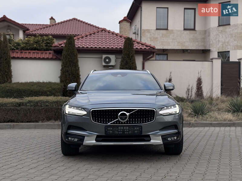 Універсал Volvo V90 Cross Country 2018 в Одесі