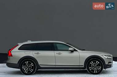 Универсал Volvo V90 Cross Country 2017 в Киеве