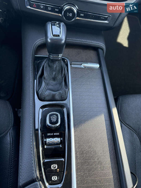 Універсал Volvo V90 Cross Country 2019 в Теребовлі