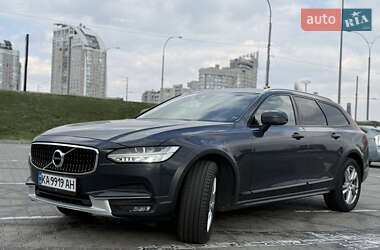 Універсал Volvo V90 Cross Country 2017 в 