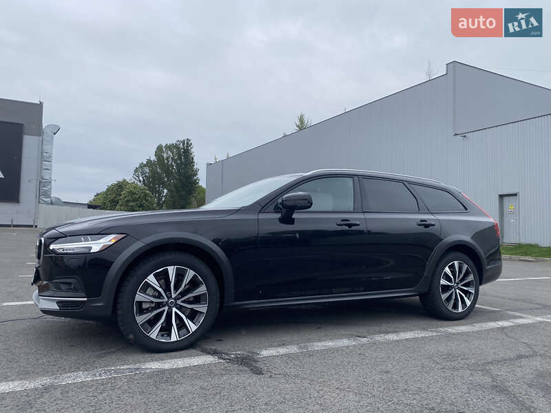 Універсал Volvo V90 Cross Country 2020 в Полтаві
