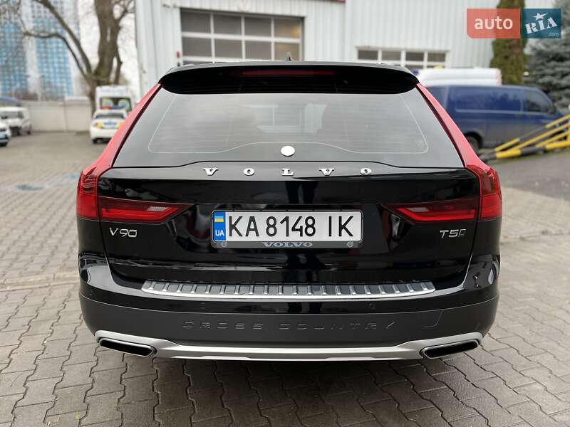 Універсал Volvo V90 Cross Country 2018 в Одесі
