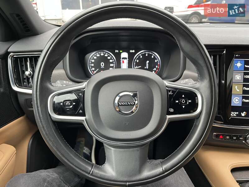 Універсал Volvo V90 Cross Country 2018 в Одесі