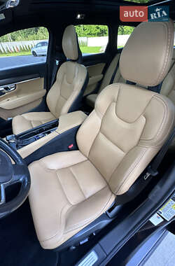 Универсал Volvo V90 Cross Country 2017 в 