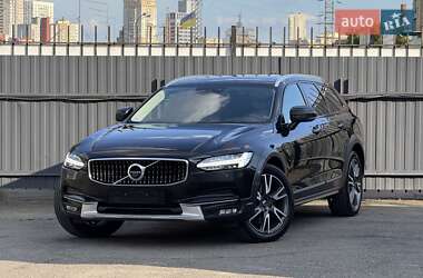 Универсал Volvo V90 Cross Country 2019 в Киеве