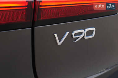 Універсал Volvo V90 Cross Country 2023 в 