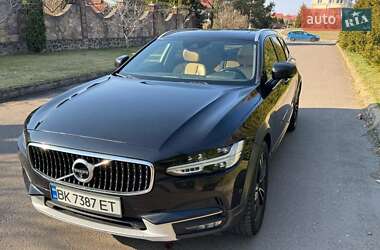 Универсал Volvo V90 Cross Country 2017 в Ровно