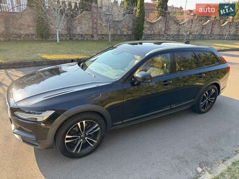 Універсал Volvo V90 Cross Country 2017 в Рівному
